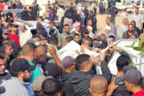 israilin-gazzeye-saldirilarinda-can-kaybi-69-bin-176ya-yukseldi-112815-20251110.webp.webp