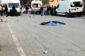 kahramanmarasta-otomobilin-carptigi-8-yasindaki-cocuk-oldu-vatandaslar-surucuyu-darbetti-rxfe.jpg