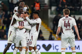 trabzonspor-seriyi-8-maca-cikardi-5ent.jpg