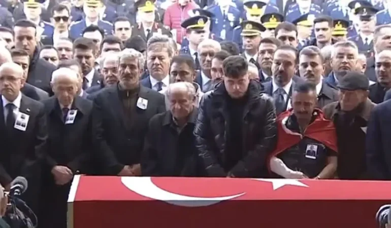 Türkiye 20 Vatan Evladını Uğurluyor