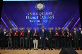 2025-turk-diline-hizmet-odulleri-sahiplerini-buldu-140824-20251216.webp.webp