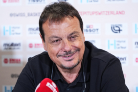 a-milli-takim-basantrenoru-ergin-ataman-bu-salonu-adeta-bir-turk-sehrine-ceviren-halkimiza-cok-tesek.jpeg