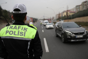 baskentte-bugun-bazi-yollar-arac-trafigine-kapatilacak-wita.jpg