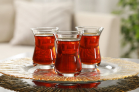 farkinda-bile-olmadan-iciyorduk-ama-sonu-bakin-ne-cikti-her-gun-cay-icmenin-aslinda-sagliga-faydasi.jpeg