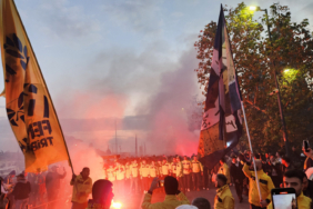 fenerbahce-taraftarlari-derbiye-yogun-ilgi-gosterdi-xqho.jpg