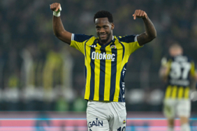 fenerbahcenin-derbi-golcusu-jhon-duran-hbzf.jpg