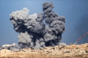israil-ateskese-ragmen-gazzeye-topcu-ve-helikopter-saldirisi-duzenledi-170318-20251220.webp.webp