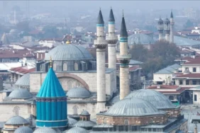 mevlana-farkli-inanc-ve-kulturden-insanlari-huzur-vakti-temasiyla-bulusturacak-145558-20251205.webp.webp