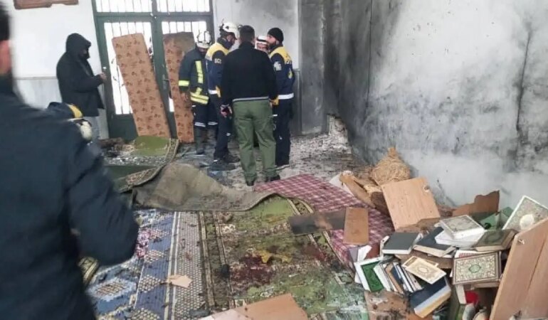Suriye'de bir camide patlama: 8 ölü, 18 yaralı