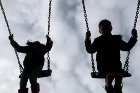 what-is-in-the-uk-governments-child-poverty-strategy-212438-20251205.webp.webp