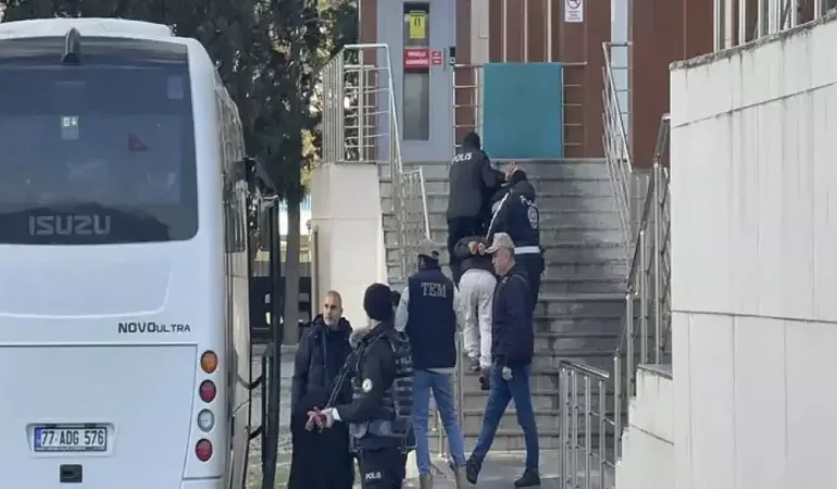3 Polisin Şehit Olduğu Yalova’da DEAŞ Operasyonunda 26 Tutuklama