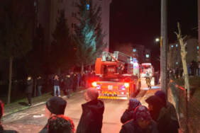 bursada-apartmanda-yangin-panigi-3-kisi-hastaneye-kaldirildi-qdiu.jpg