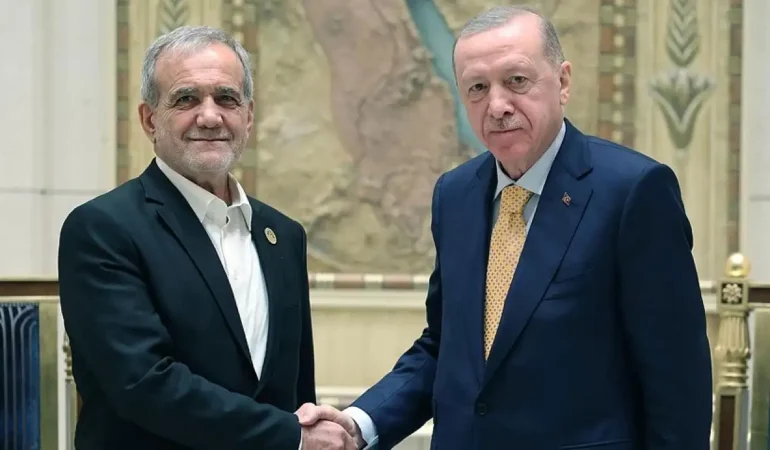 Cumhurbaşkanı Erdoğan, Mesud Pezeşkiyan ile görüştü