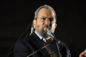 former-israeli-prime-minister-stayed-several-times-at-epsteins-new-york-apartment-114213-20260131.we_.webp