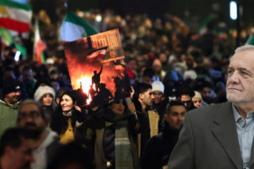 irandaki-protestolarda-olu-sayisi-artiyor-pezeskiyan-halki-dinlemeye-haziriz-p1gu.jpg