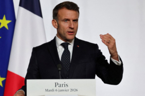macron-gronlandda-fransiz-kansoloslugu-acilmasi-icin-talimat-verdi-i1zy.jpg