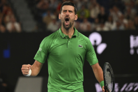novak-djokovic-avustralya-acikta-bir-kez-daha-tarih-yazmak-icin-korta-cikacak-39rw.jpg