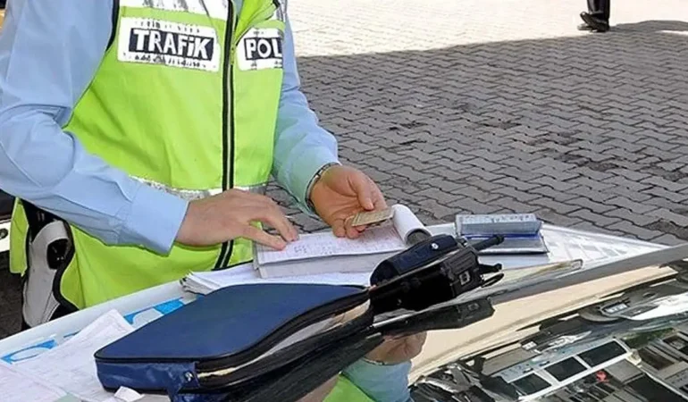 Trafikte Bütün Cezalar Değişiyor İşte Yeni Trafik Cezaları
