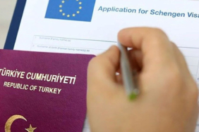 ab-komisyonu-sozcusu-acikladi-schengen-vizesiyle-ilgili-yeni-sistemde-turkler-etkilenmeyecek-g0zr.jp_.jpeg