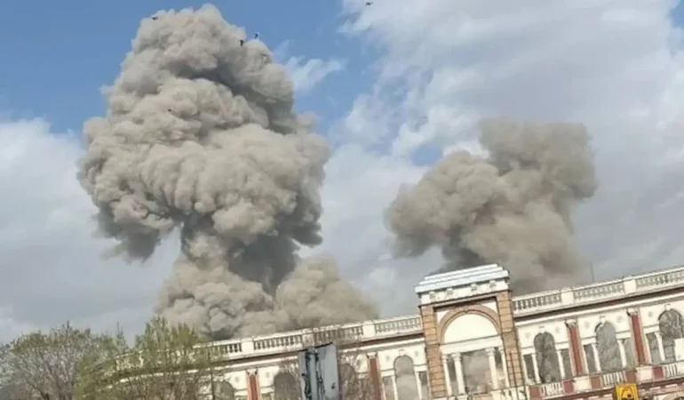ABD ve İsrail İran’a Saldırıyor Tahran’da Patlama Sesleri Duyuldu