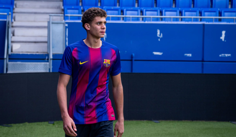 Barcelona Mısırlı golcüyü satın alma opsiyonuyla kiraladı