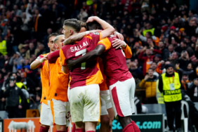 galatasaray-italyan-takimlarinin-kabusu-oldu-62-yildir-yenilmiyor-mhfd.jpg