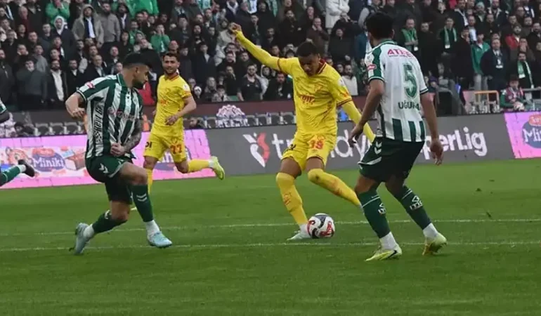 Konyaspor  Göztepe maçında gol sesi çıkmadı