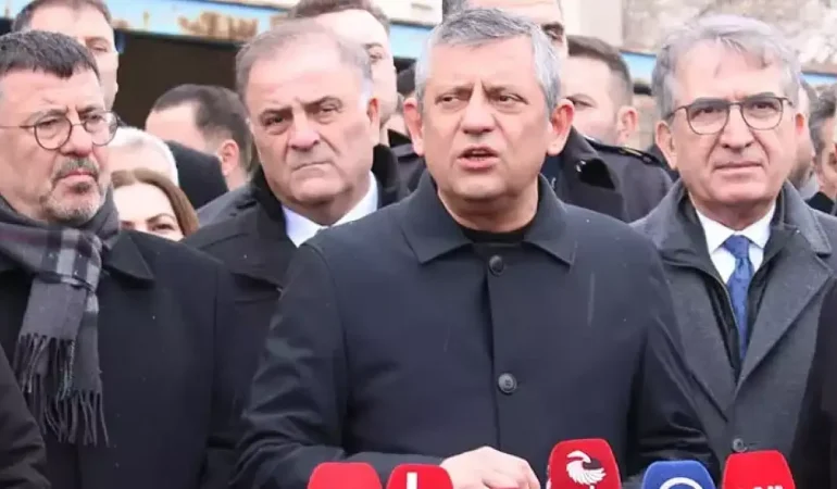 Özgür Özel Deprem Zamanı 21 Yıllık Bir İktidar Vardı