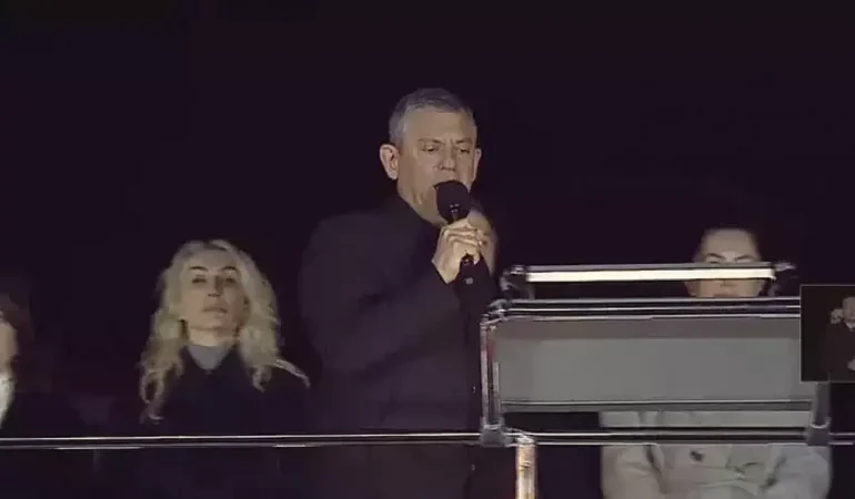 Özgür Özel Eninde Sonunda Korkaklar Kaybeder Cesurlar Kazanır