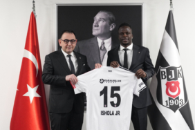 yeni-transfer-junior-olaitanin-forma-numarasi-belli-oldu-aobd.jpg