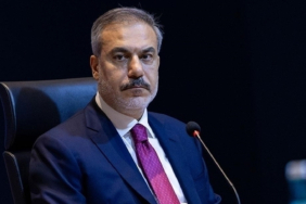 bakan-hakan-fidandan-yogun-diplomasi-trafigi-arakci-ile-gorustu-bayramov-ile-bir-araya-geldi-fpk1.jp_.jpeg
