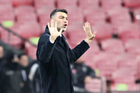 burak-yilmaz-hakemlerle-alakali-konusmayi-biraktim-docv.jpg
