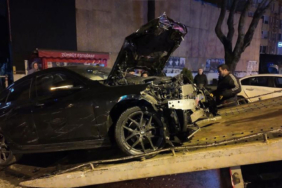 kadikoy-caddebostanda-makas-atan-surucu-luks-araca-carpip-kacti-vbv1.jpg