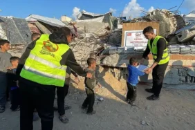 Kerem Aktürkoğlu binlerce Filistinliye iftar yemeği verdi