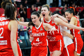 potanin-perileri-dunya-kupasi-elemelerinde-kanadayi-devirdi-j4qs.jpg