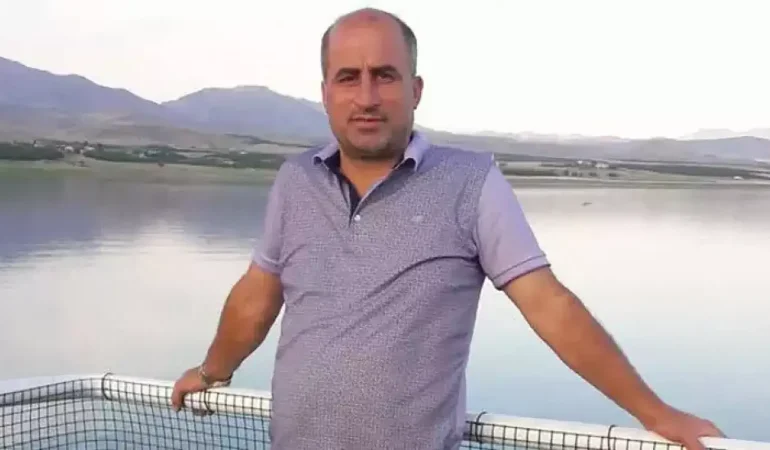 Tartıştığı oğlu tarafından bıçaklanarak öldürüldü