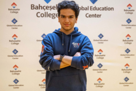 17-yasindaki-doruk-harvarddan-kabul-aldi-cmhf.jpg