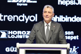 bakan-bolat-korfez-ulkelerine-gecisi-engelleyen-transit-vize-sorunu-cozuldu-pejb.jpg