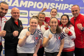 bengisu-ercetin-nazlican-inci-cifti-avrupa-badminton-sampiyonasinda-finale-yukseldi-clpb.jpg
