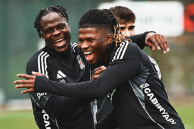 besiktasa-derbi-oncesi-kotu-haber-kadroda-yer-almiyor-mhbh.jpg