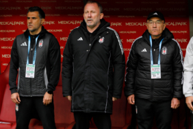 besiktasta-samsunspor-maglubiyeti-sonrasi-sergen-yalcin-psikolojimiz-bozuldu-yzts.jpg