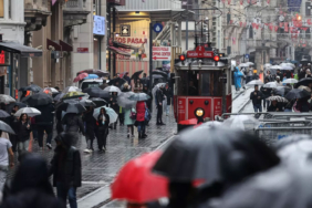 bugun-semsiyenizi-yaniniza-almayi-unutmayin-gok-gurultulu-saganak-etkili-olacak-22-nisan-2026-hava-d.jpeg