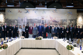 cumhurbaskani-erdogan-icapp-kadin-kolu-9-toplantisinin-katilimcilarini-kabul-etti-v6dr.jpg