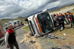 Diyarbakır’da yolcu otobüsü devrildi: 1 ölü, 13 yaralı
