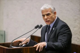 eski-israil-basbakani-lapid-netanyahu-israili-iceriden-parcaliyor-125547-20260401.webp.webp