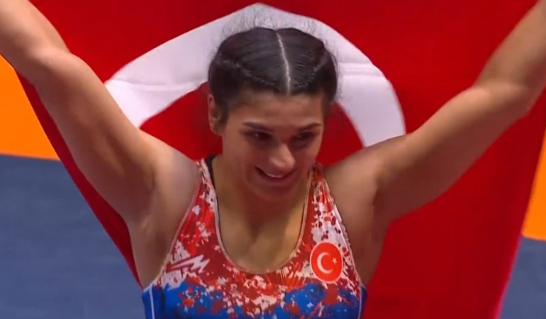 Nesrin Baş, 68 kiloda altın madalya kazandı