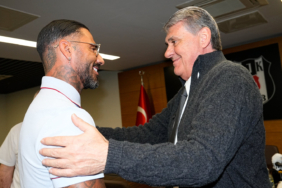 ricardo-quaresma-besiktasi-ziyaret-etti-erys.jpg