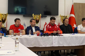 riza-kayaalp-aktif-gures-yapmayan-taha-akgul-rekoru-kirmaya-daha-yakin-bxo9.jpg