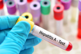saglik-bakanligi-duyurdu-hepatit-a-asisi-ilk-kez-turkiyede-uretildi-81-ilde-kullanima-sunuldu-0x4j.j.jpeg