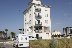 antalyada-apartman-dairesinde-patlama-bir-kisi-agir-yaralandi-vdqh.jpg